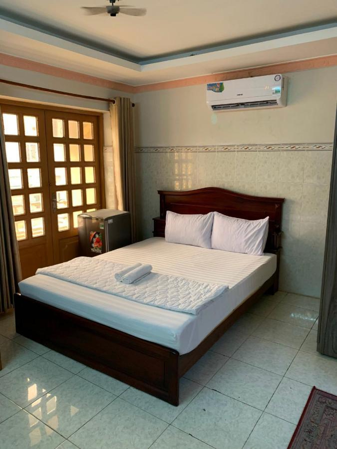 Minh Tuan Hotel Хошимин Экстерьер фото