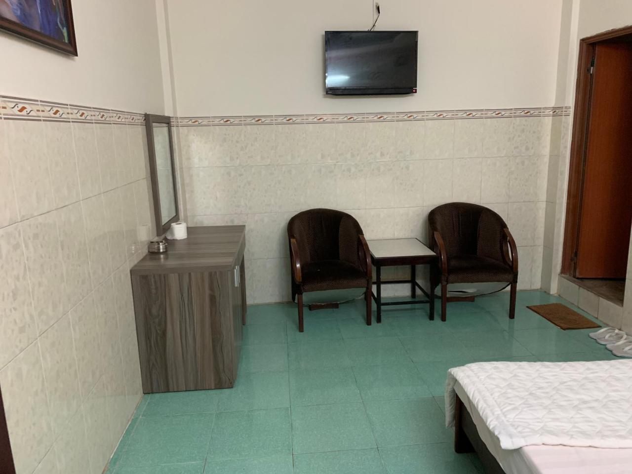 Minh Tuan Hotel Хошимин Экстерьер фото