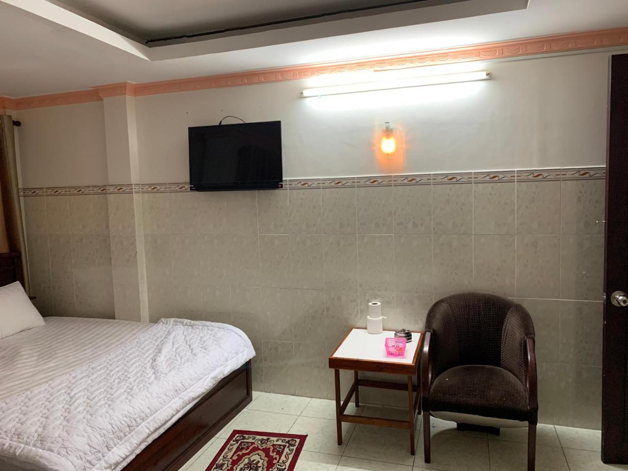 Minh Tuan Hotel Хошимин Экстерьер фото