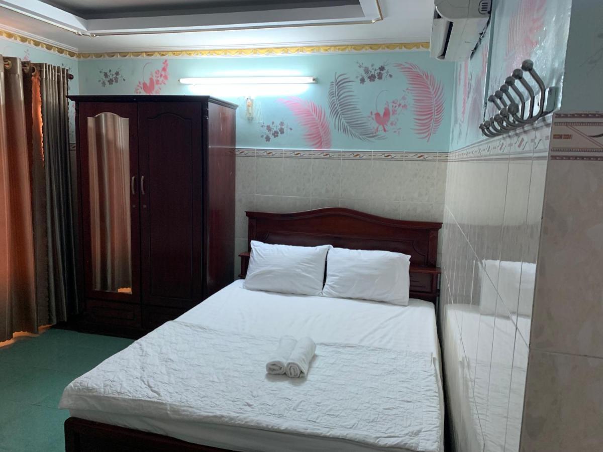 Minh Tuan Hotel Хошимин Экстерьер фото